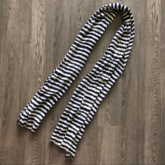 Aldo Navy & White Scarf - Picture 3 of 3